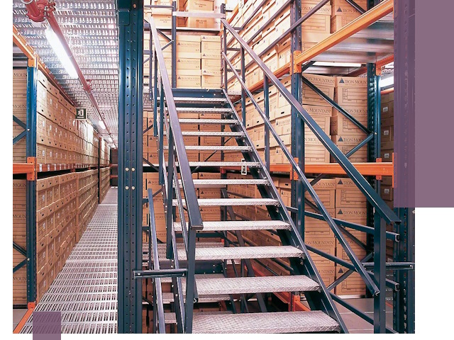 Лестницы складские прочные и безопасные под ключ в Ангарске