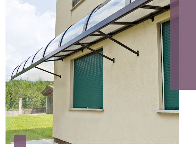 Козырьки над окнами в Ангарске — изготовление и монтаж по выгоде