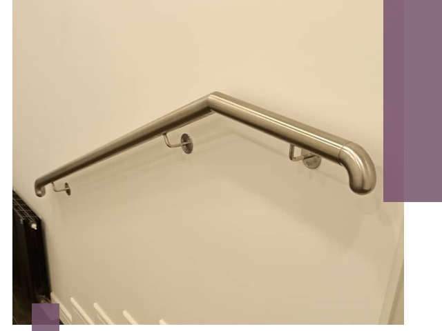 Изготовление пристенных поручней в Ангарске под ключ за сроки